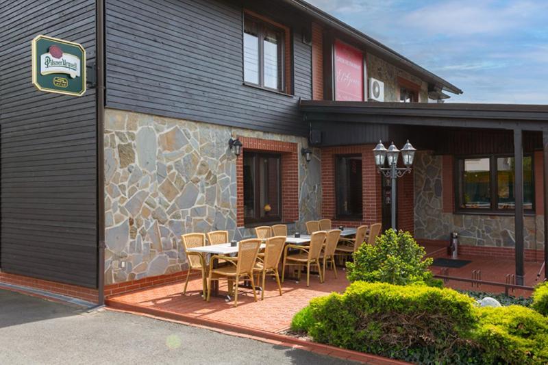 Hotel El Greco Roznov pod Radhostem Exterior foto