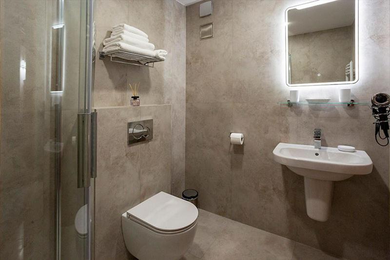 Hotel El Greco Roznov pod Radhostem Exterior foto