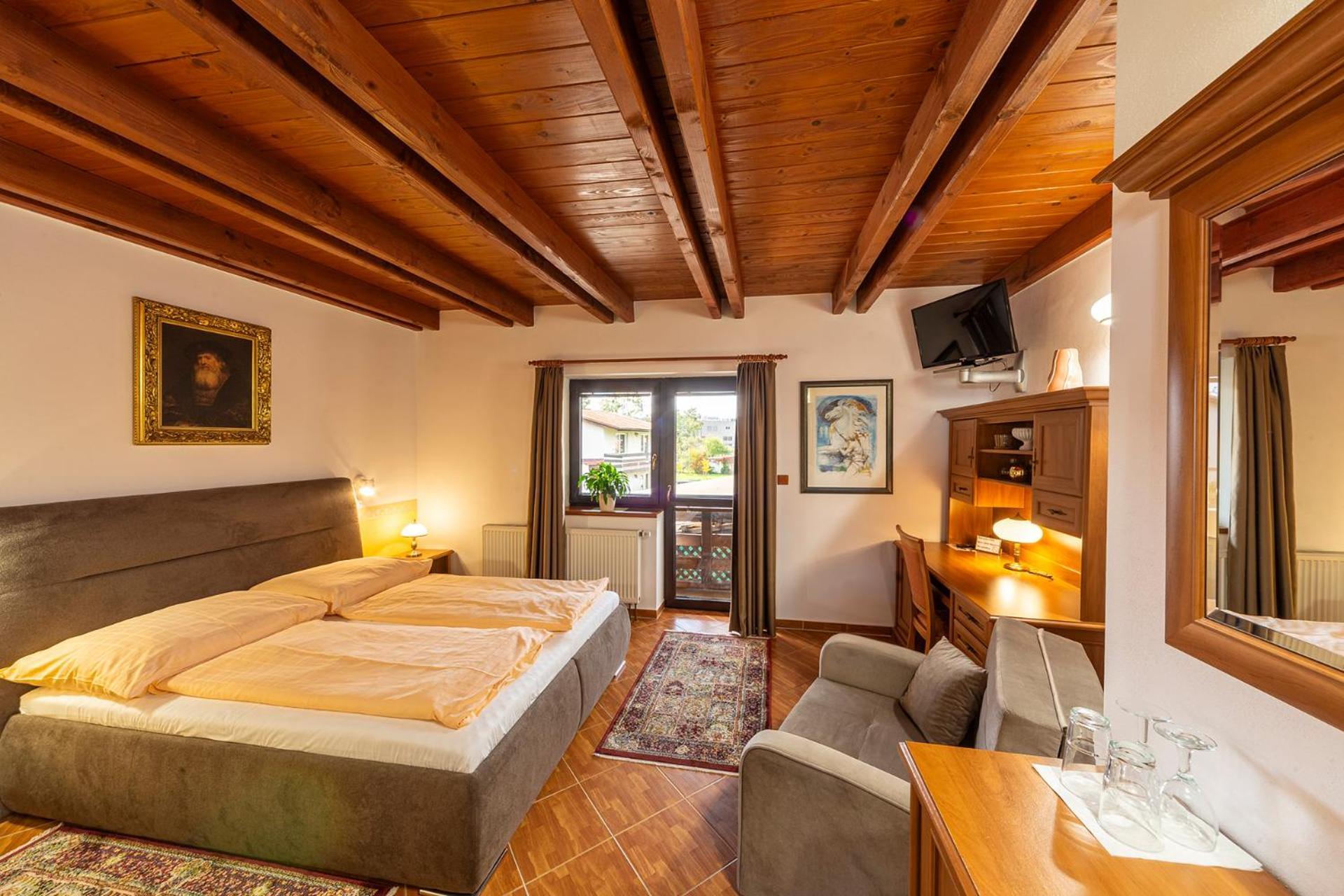 Hotel El Greco Roznov pod Radhostem Exterior foto